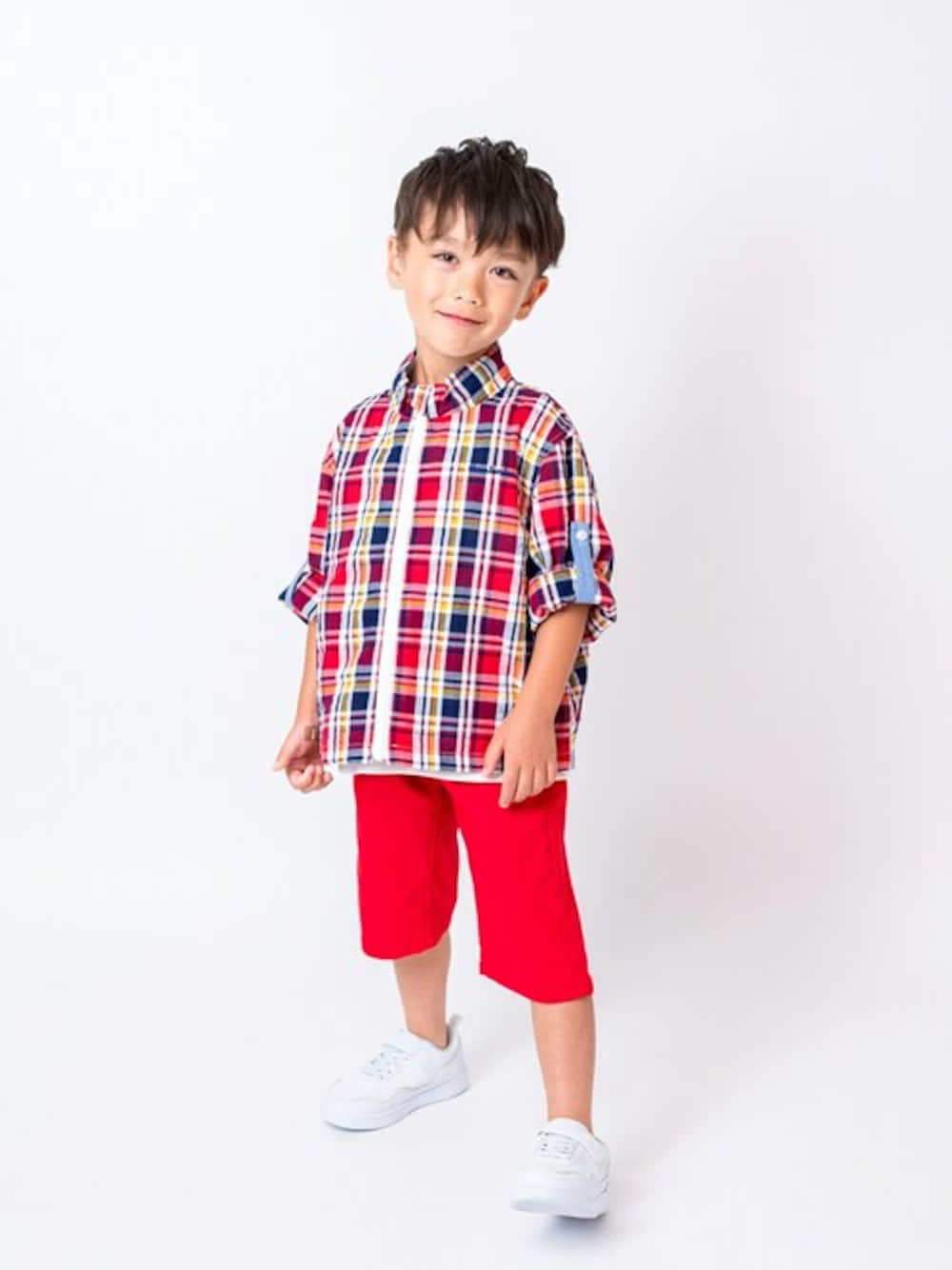 「チェック、ジャケット、パーカー、子供服、チェックジャケット、ジャケットスタイル、子供コーデ、パーカーコーデ、パーカースタイル、ジャケットコーデ」｜「Moujonjonのマドラスチェックジャケット（ブルゾン、ブルー系）」を使った、こどもの森e-shopさん（キッズ・110cm）の春コーディネートの1枚目の写真