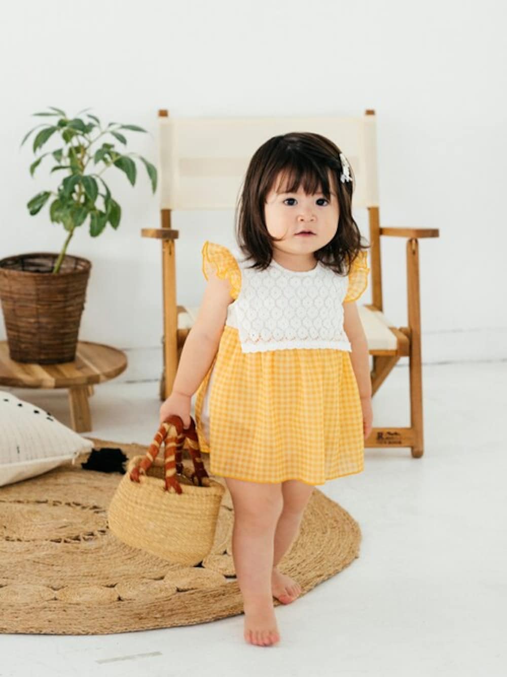 「ギンガムチェック、ロンパース、子供服、赤ちゃん、夏コーデ、夏服、子供コーデ、夏物、ロンパースコーデ」｜「kids zooのテレコシフォンチェックロンパース（ロンパース、オレンジ系）」を使った、こどもの森e-shopさん（キッズ・80cm）の夏コーディネートの1枚目の写真