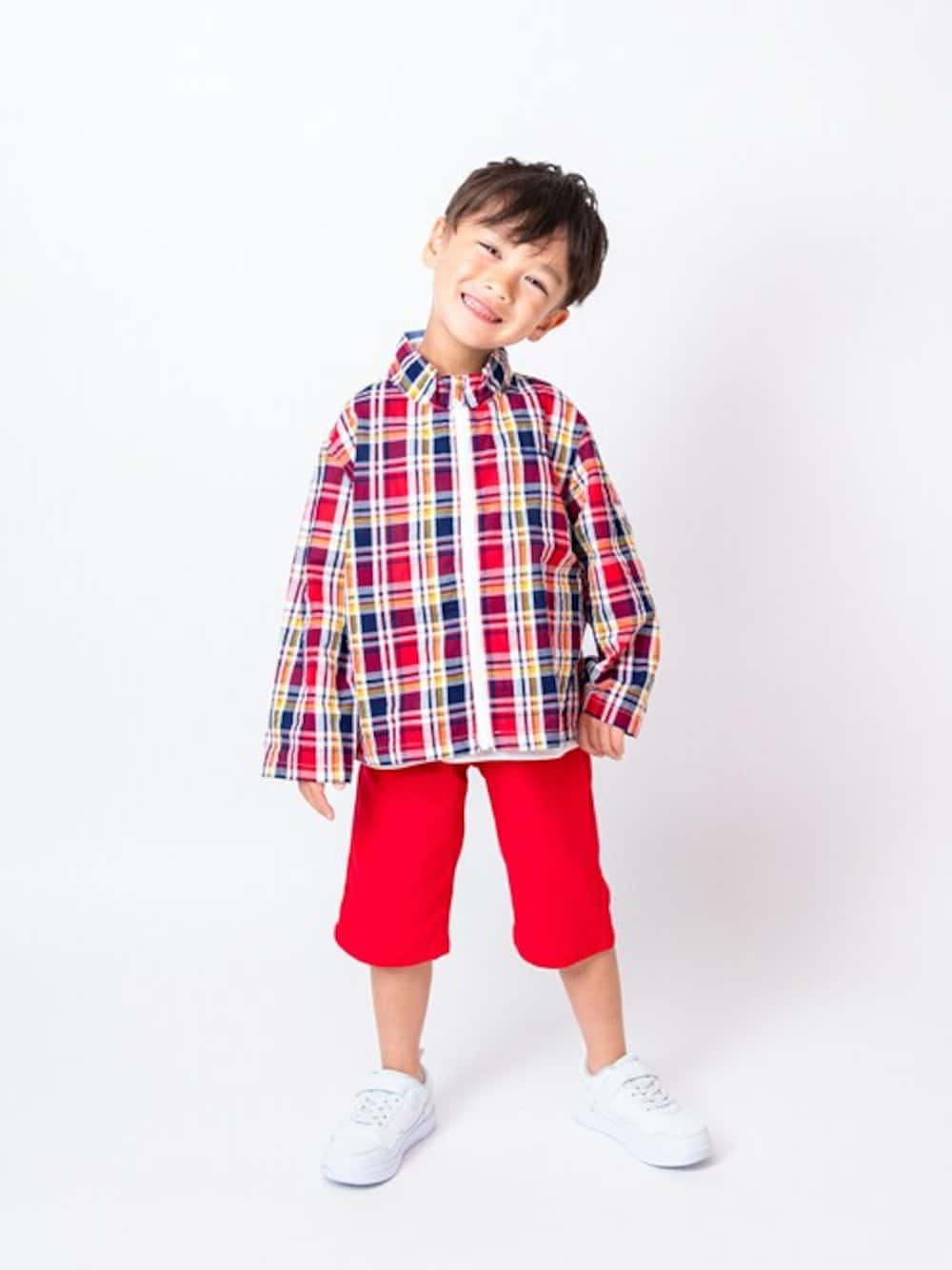 「チェック、ジャケット、チェックシャツ、チェック柄、子供服、チェックジャケット、ジャケットスタイル、羽織り、子供コーデ、ジャケットコーデ」｜「Moujonjonのマドラスチェックジャケット（ブルゾン、ブルー系）」を使った、こどもの森e-shopさん（キッズ・110cm）の夏コーディネートの1枚目の写真