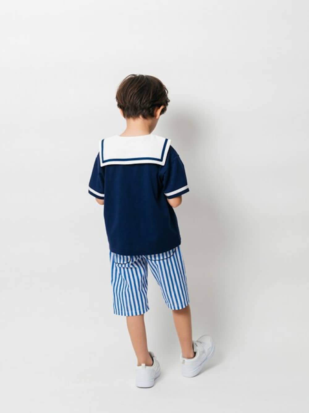 「子供服、マリン、キッズコーデ、セーラー、マリンスタイル、セーラーカラー、マリンコーデ、セーラー服、子供コーデ、キッズファッション」｜「Moujonjonのセーラー衿半袖Ｔシャツ（ポロシャツ、ブルー系）」を使った、こどもの森e-shopさん（キッズ・110cm）の夏コーディネートの1枚目の写真