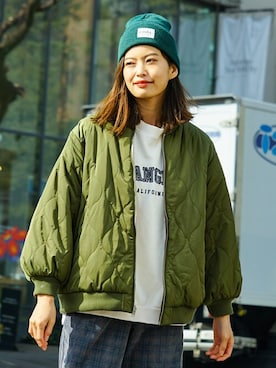 「アイテム（MA-1）」を使った、UNIIT ZOZOTOWN店さん（レディース・169cm）の冬コーディネート