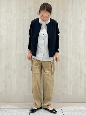 「アイテム（カーゴパンツ、ベージュ系）」を使った、minamiさん（レディース・157cm）の秋コーディネート