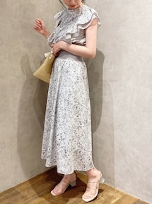 ラインアートリブノースリワンピース｜ダズリン（dazzlin