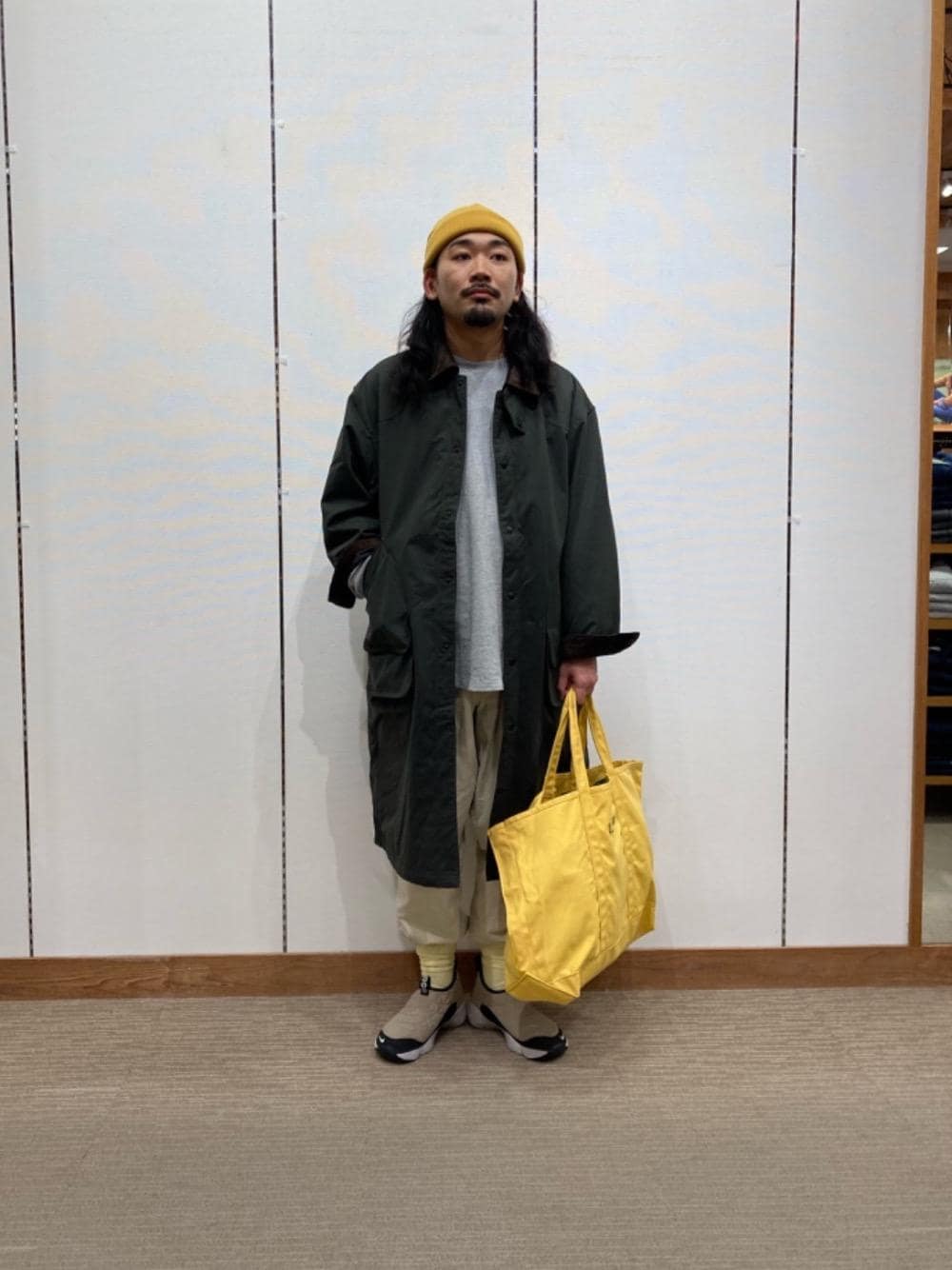 L.L.Beanのトートバッグ（オレンジ系）を使った人気ファッション