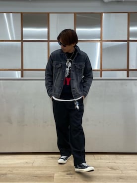 京都くんさんの「サイドジップ ハイカットスニーカー」を使ったコーディネート