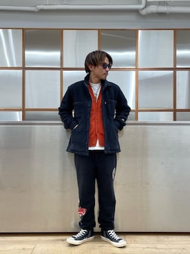 「シャツ 」｜「アイテム（スウェットパンツ）」を使った、京都くんさん（メンズ・172cm）の冬コーディネート