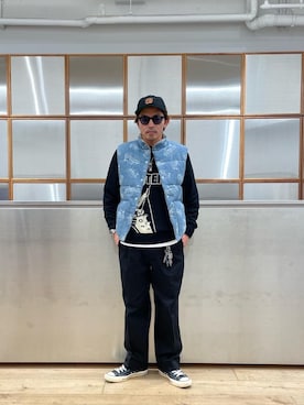「ワイドパンツ 」｜「アイテム（シューズ）」を使った、京都くんさん（メンズ・172cm）の冬コーディネート