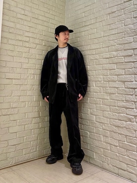 「アイテム（ウォレットチェーン）」を使った、HIDEさん（メンズ・172cm）の冬コーディネート