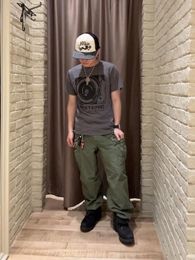 「HYSTERIC GLAMOUR（ヒステリックグラマー）の6ポケットカーゴパンツ（カーゴパンツ、グリーン系）」を使った、hysteric0717さん（メンズ）の夏コーディネート