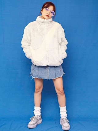 ナイキ NIKE ウィメンズ ビッグスウォッシュ フェイクファー　ロングコート NIKE（ナイキ）の「NIKE WOMENS BIG SWOOSHU LONG FUR JACKET