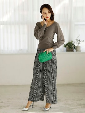 0658 ダークブルー Uネックニット HUG.U ニット プルオーバー レディース セーター トップス 長袖