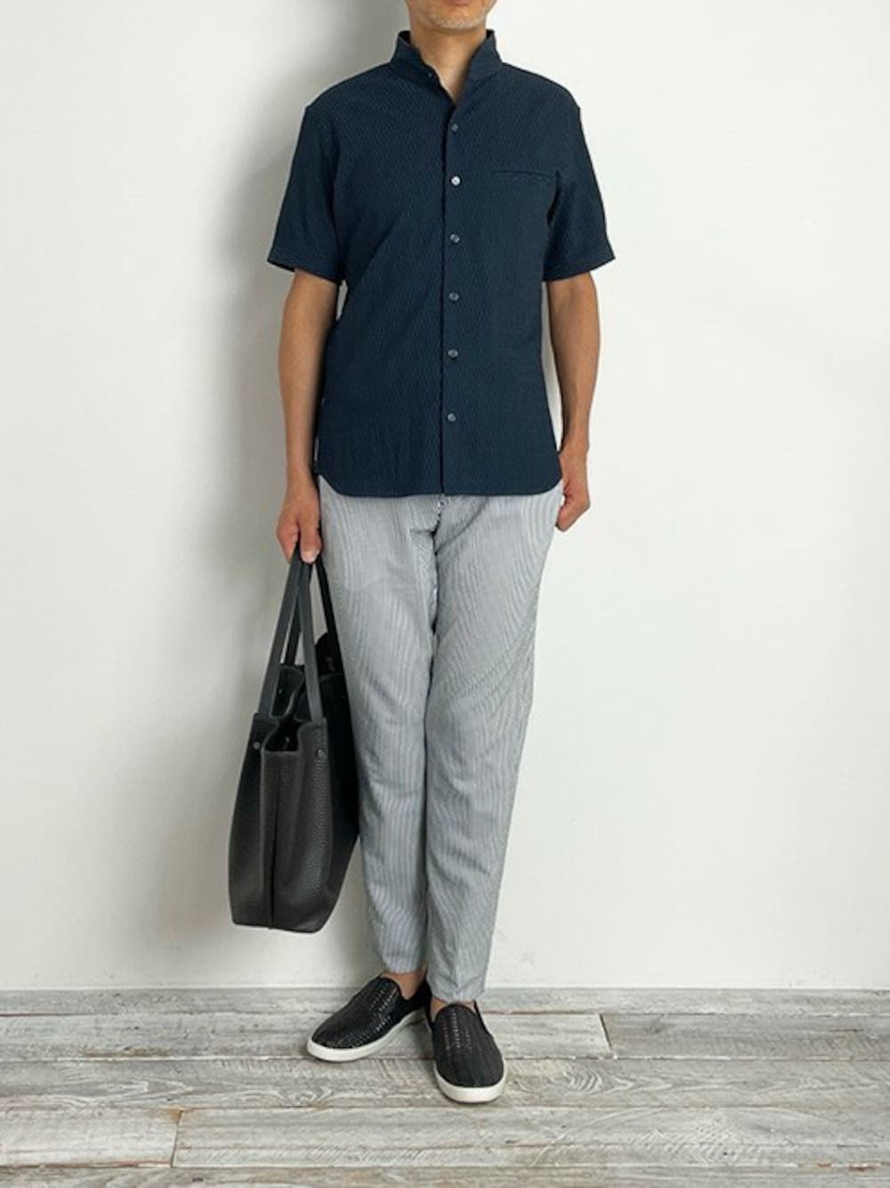 MONSIEUR NICOLE（ムッシュニコル）の「グラフィック型押しレザー