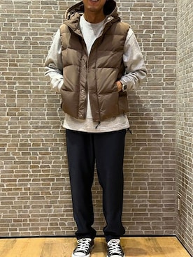 「アイテム（ダウンベスト、ブラウン系）」を使った、ニコルさん（メンズ・168cm）の秋コーディネート