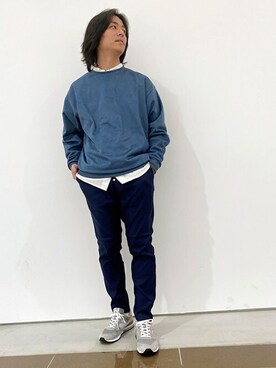 「NEWBALANCE」｜「アイテム（スウェット）」を使った、ニコルさん（メンズ・175cm）の秋コーディネート