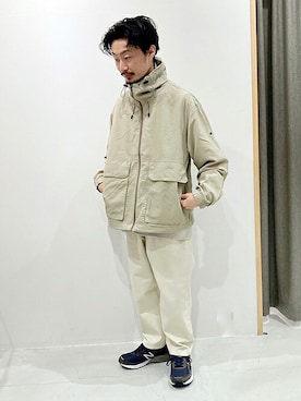 「NEWBALANCE」｜「アイテム（マウンテンパーカー）」を使った、ニコルさん（メンズ・170cm）の冬コーディネート