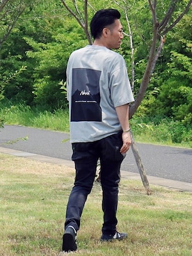 「NANGA（ナンガ）のアイテム」を使った、ニコルさん（メンズ・170cm）の夏コーディネート