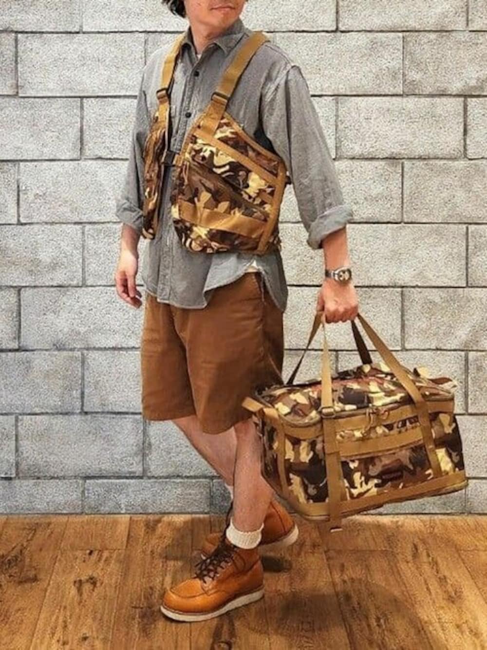 その他のアウトドアグッズ、その他のアウトドアグッズを着用したメンズの夏コーディネートの1枚目の写真