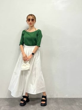 「VICKY（ビッキー）のアイテム」を使った、VICKYさん（レディース・160cm）の夏コーディネート