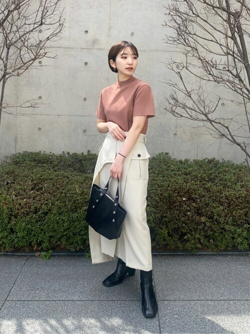 アークラインデザインスカートを使った人気ファッションコーディネート