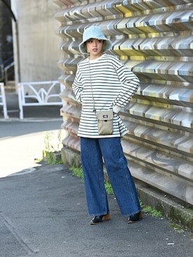 「NAVY（ネイビー）のアイテム」を使った、マックハウスZOZOスタイリスト レディースさん（レディース・163cm）の春コーディネート