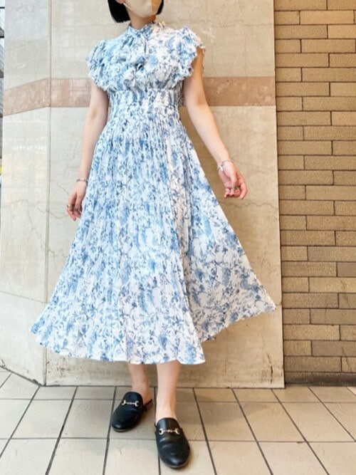 Ingni イング ハーバーランドumie Ingniのワンピースを使ったコーディネート Wear