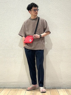 「SHIPS any（シップス エニィ）のアイテム（スラックス）」を使った、飯野さん（メンズ・170cm）の夏コーディネート