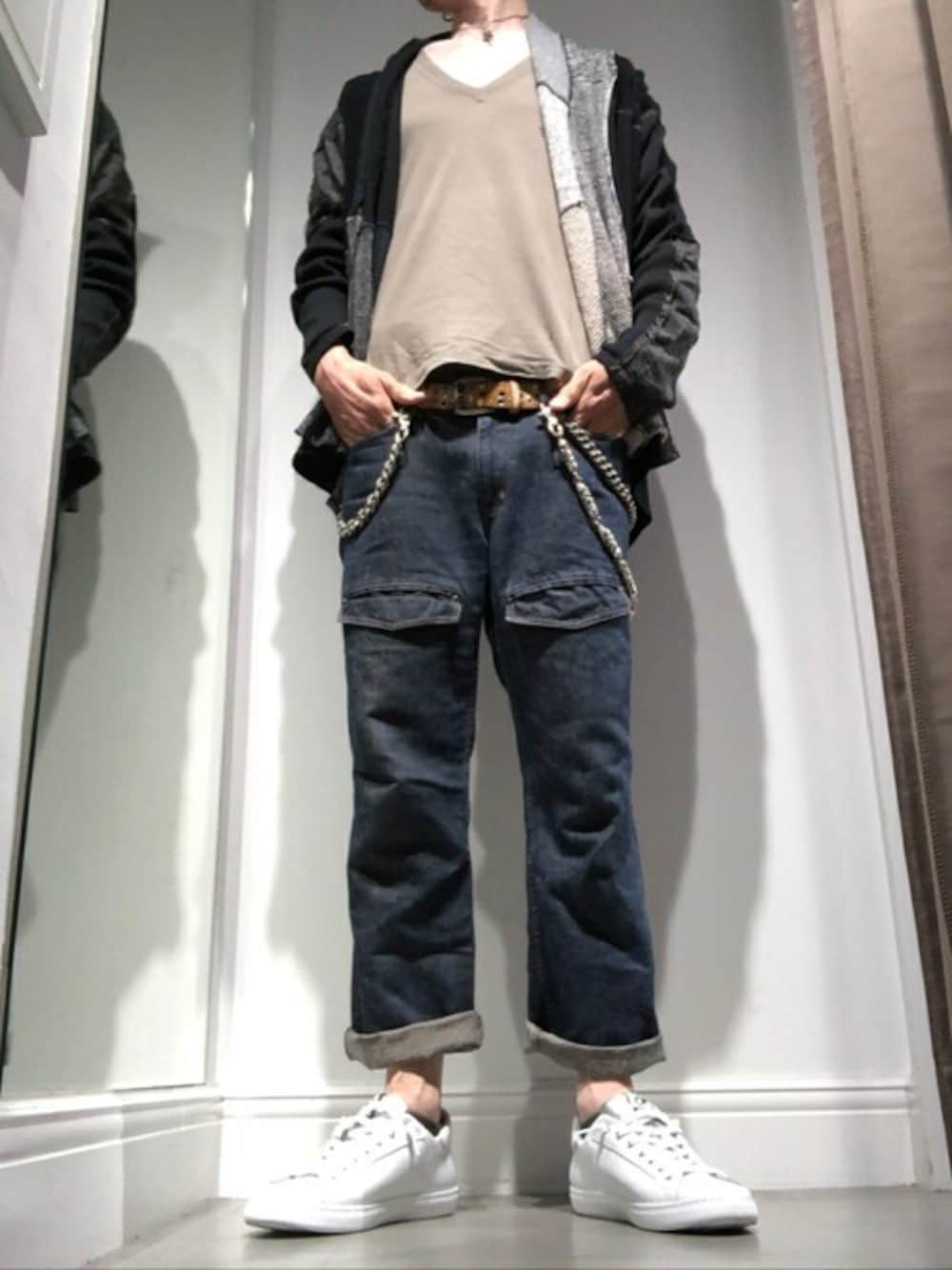 「リラックススタイル、シンプルコーデ、オーバーサイズ、大人カジュアル、今日のコーデ、スニーカーコーデ、ストリート、スニーカー、ゆるコーデ、デニムパンツ、ロールアップ、カーディガン、カットソー、FranCisT_MOR.K.S.、Chrome Hearts」｜「FranCisT_MOR.K.S.のFranCisT_MOR.K.S./フランシスト モークス/28PARTS GAUZE KNIT PATCHWORK CARDIGAN（カーディガン/ボレロ、ブラック系）」を使った、Toshiyukiさん（メンズ・181cm）の夏コーディネートの1枚目の写真