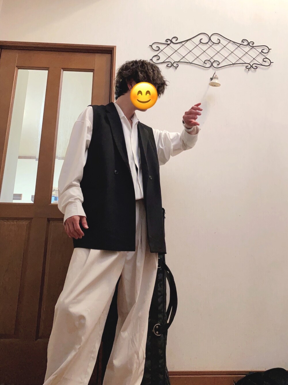 「お出かけコーデ日記、休日スタイル、春夏コーデ、初夏コーデ、大人コーデ、おしゃれさんと繋がりたい、シンプルコーデ、オーバーサイズ、ビッグシルエット、きれいめカジュアル、シャツスタイル、ワイドパンツ、いいね、save、フォローお願いします🤑、メンズファッション、このスタイルがお気に入り」｜「CLELのアイテム（ジャケット/アウター、ブラック系）」を使った、t.kurokawaさん（メンズ・169cm）の春コーディネートの1枚目の写真
