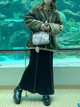 「アイテム（ボストンバッグ、パープル系）」を使った、ゆきほさん（レディース・159cm）の冬コーディネート