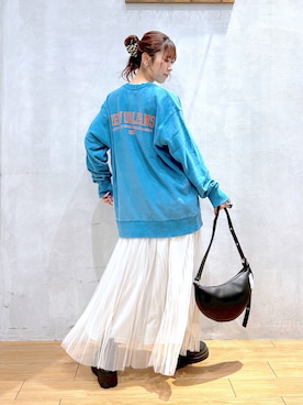 「PAGEBOY（ページボーイ）のクラックカレッジBIGスウェット（スウェット）」を使った、ゆきほさん（レディース・159cm）の春コーディネート