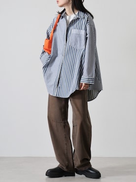 「アイテム（トートバッグ、オレンジ系）」を使った、funalive_womenさん（レディース・170cm）の冬コーディネート