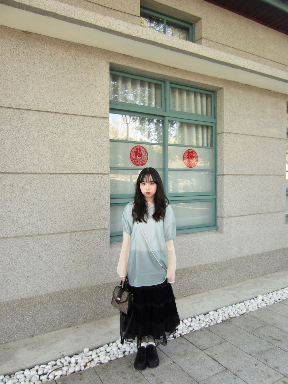 「春、春カラー、今日のコーデ、ootd、moussy、BEAMS BOY」｜「BEAMS BOYのアイテム（ネックレス、ホワイト系）」を使った、jieee03eeさん（レディース・163cm）の冬コーディネートの1枚目の写真