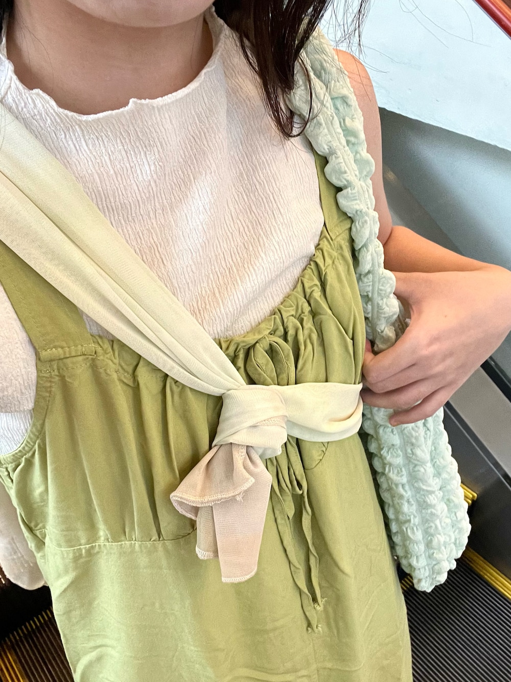 「Kastane」｜「Kastaneのアイテム（ジャケット/アウター、ベージュ系）」を使った、jieee03eeさん（レディース・163cm）の秋コーディネートの1枚目の写真