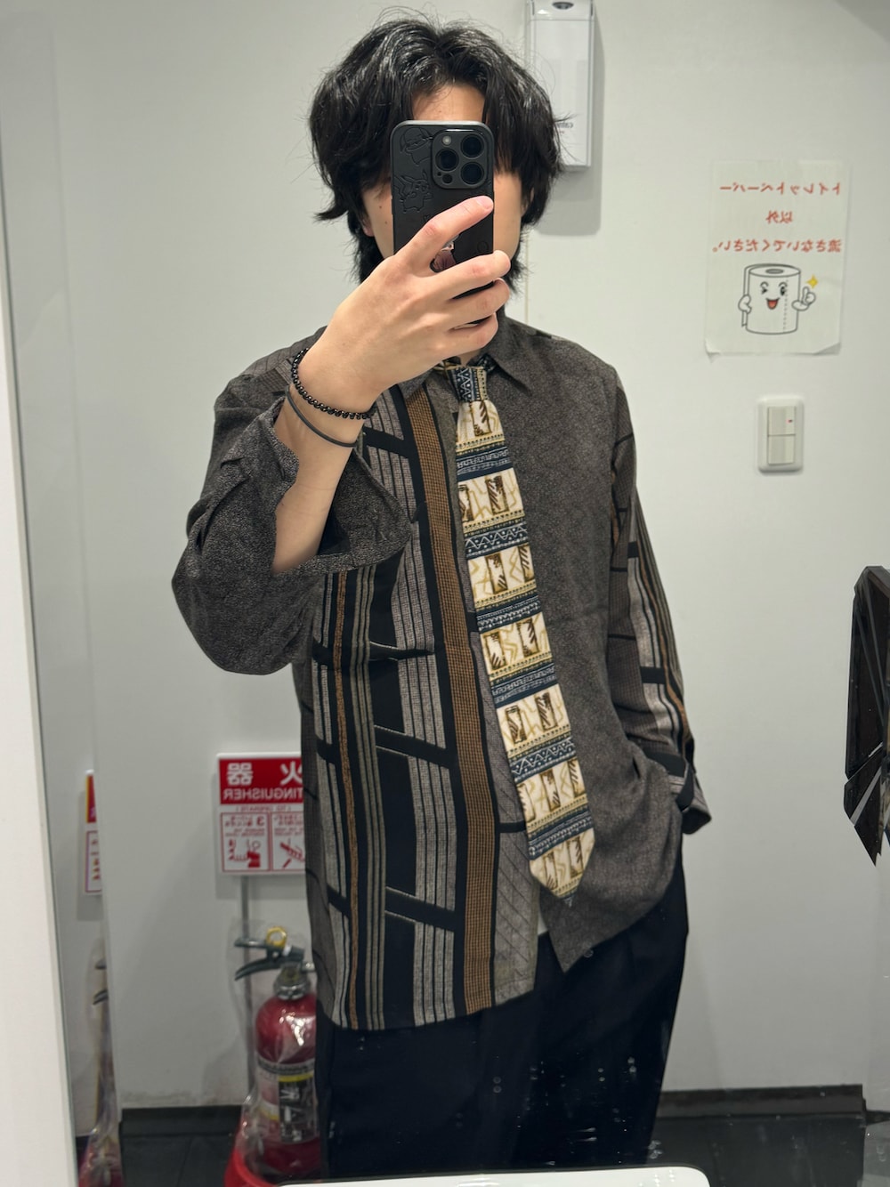 「古着のアイテム（シャツ/ブラウス、その他）」を使った、ゆうとさん（メンズ・178cm）の春コーディネートの1枚目の写真