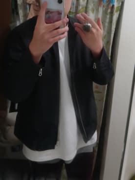 「アイテム（ライダースジャケット）」を使った、れいさん（メンズ・174cm）の冬コーディネート