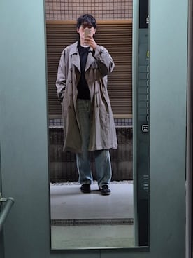 「アイテム（トレンチコート）」を使った、米田さん（メンズ・184cm）の秋コーディネート