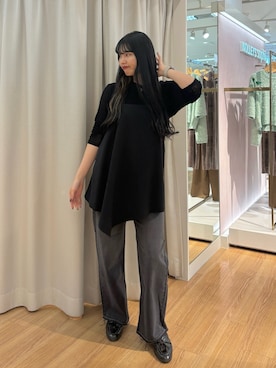 ドレスアップロングキャミソールを使った人気ファッション