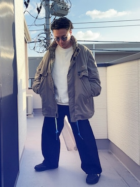 「off white（オフホワイト）のアイテム」を使った、（asatomoz）さん（メンズ・170cm）の冬コーディネート