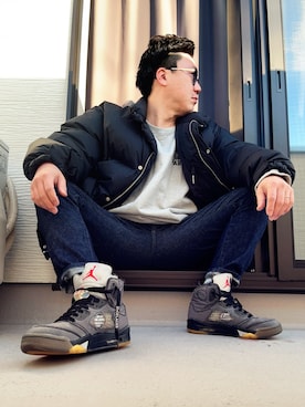 「off white（オフホワイト）のアイテム」を使った、（asatomoz）さん（メンズ・170cm）の冬コーディネート