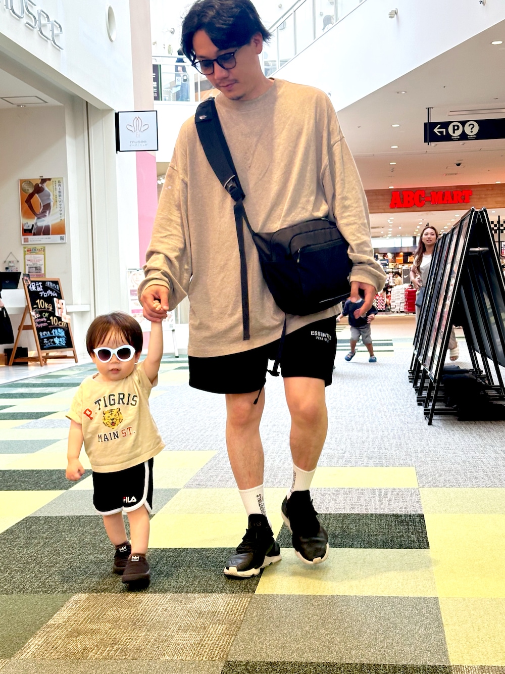 ESSENTIALS スウェットハーフパンツ 【公式通販】