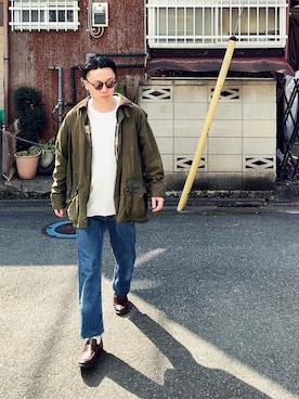 「Levi's（リーバイス）のLevi's/リーバイス 505 REGULAR/レギュラーフィット ジーンズ/ヴィンテージウォッシュ レギュラーストレート ストレッチ デニムパンツ（デニムパンツ、ブルー系）」を使った、（asatomoz）さん（メンズ・170cm）の春コーディネート