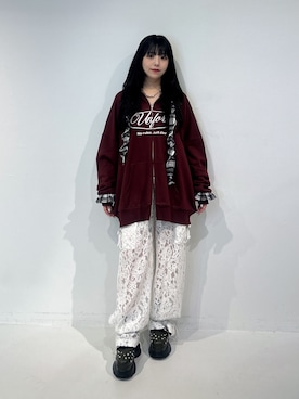 「jouetie（ジュエティ）のチェッカーフリルジップフーディ（その他トップス、レッド系）」を使った、ALICEさん（レディース・152cm）の夏コーディネート