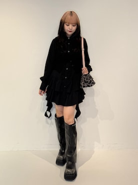 「jouetie（ジュエティ）のラッフルヘムフリルチュニックシャツ（シャツ/ブラウス、ブラック系）」を使った、ALICEさん（レディース・152cm）の春コーディネート