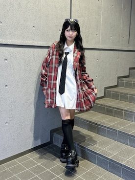 「jouetie（ジュエティ）のキャットアイカラーサングラス（サングラス、ブラック系）」を使った、ALICEさん（レディース・152cm）の秋コーディネート