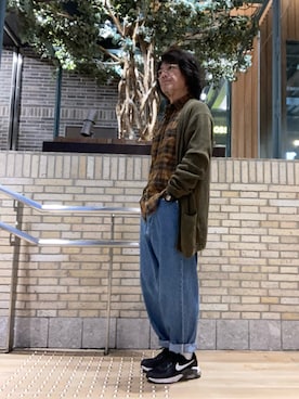 「アイテム（スニーカー）」を使った、けいいちさん（メンズ・170cm・50代）の秋コーディネート