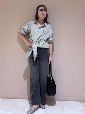 「アイテム（ローファー、グレー系）」を使った、eminaさん（レディース・165cm）の夏コーディネート