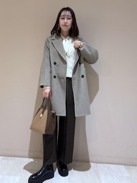 「体型カバー」｜「アイテム（ピーコート）」を使った、eminaさん（レディース・165cm）の秋コーディネート