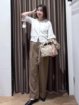 「VIS（ビス）の【新色追加】美easyリネンライクワイドパンツ/イージーケア・接触冷感・セットアップ対応（その他パンツ）」を使った、eminaさん（レディース・165cm）の夏コーディネート