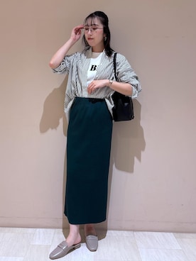 「アイテム（ローファー、グレー系）」を使った、eminaさん（レディース・165cm）の夏コーディネート