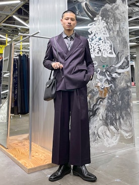 「アイテム（テーラードジャケット、パープル系）」を使った、はのやんさん（メンズ・182cm）の秋コーディネート